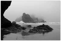 Arches B&W